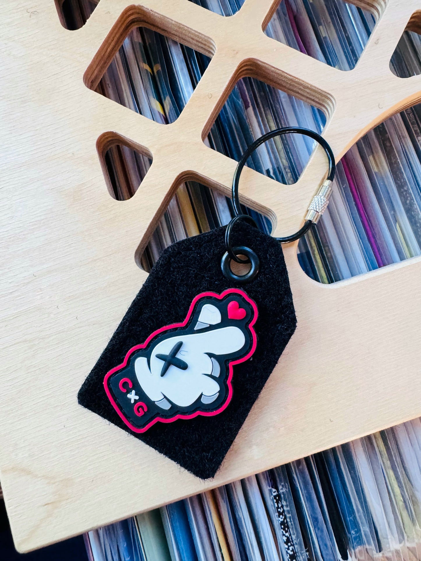 Mini Grommet Patch Tag with Key Cable